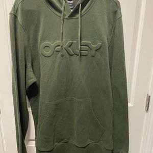 NWT Men’s Oakley Hoodie